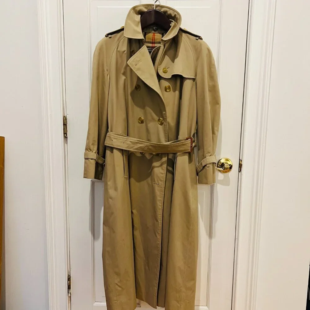 Burberry's Women Vintage Trench Coat with Removable Fur Lining Size 16 Long - Picture 1 of 16